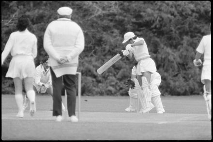 “Kiwi women coast to easy victory” - Resource cover image