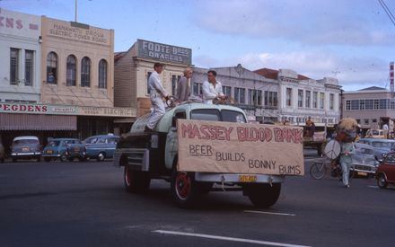 Massey University Student 'Procesh' - 'Beer Builds Bonny Bums'