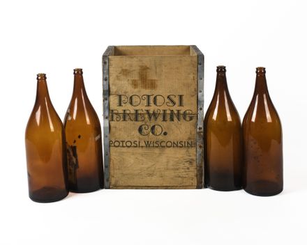 Potosi Brewing Wood Case with Blank Bottles - Resource cover image