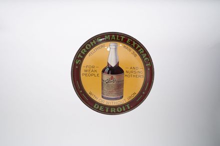 Stroh's Malt Extract Tip Tray