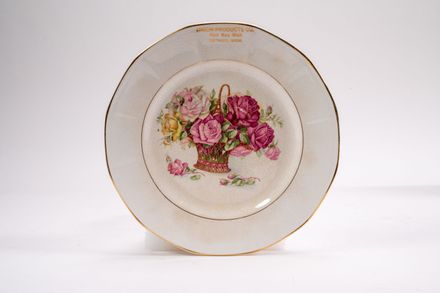 Union Products Co. Rose Plates (4 ct)