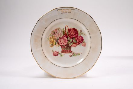 Union Products Co. Rose Plates (4 ct)