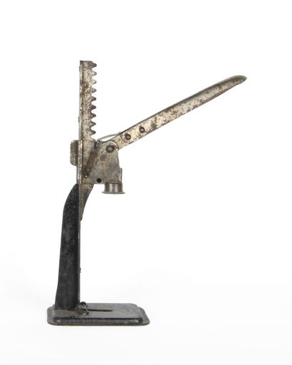 Everedy Bottle Capper - Resource cover image