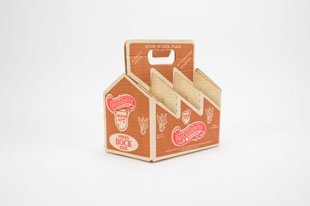 Duesseldorfer Bock Beer 6-Pack Holder