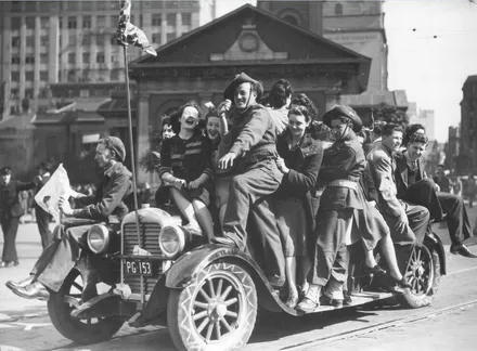 THE WAR IS OVER - Victory celebrations in Sydney - Resource cover image
