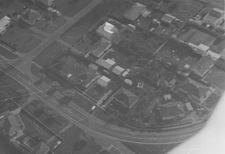 Aerial view of State Highway 1 (Margaret & Ballance Streets corner), 1970's (?)
