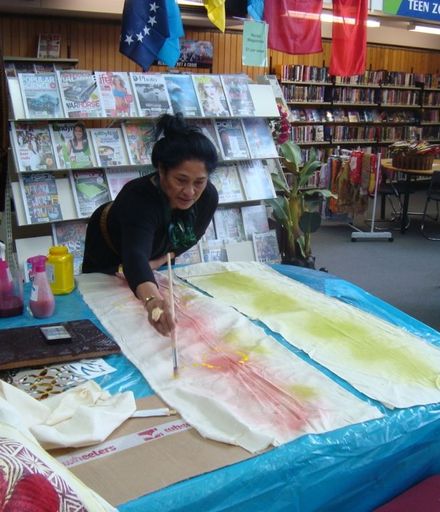 Elei - Samoan fabric printing in Levin Library
