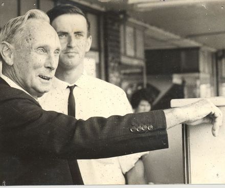 Mayor Fuller turns on traffic lights, Levin, 1968
