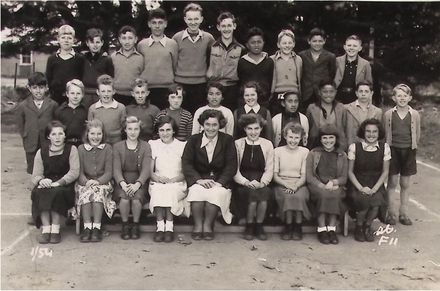Seniors 1954