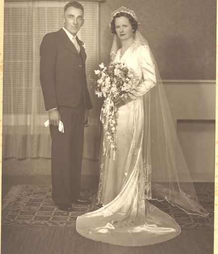 Bride and Groom - "Thel" (nee Linklater) and "Joe" Sutton, 1940