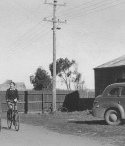 Woolpack and Textiles Workers Cycling to Work, c.1940