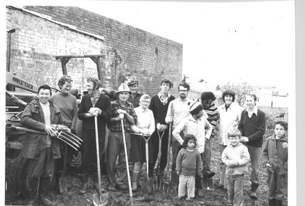 15 people (some identified) at Ballance Street Garden working bee, 1970's