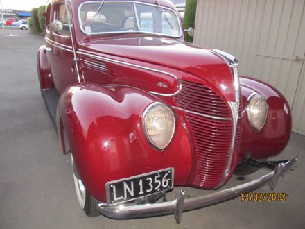 IMG_2073  1939 Ford V8