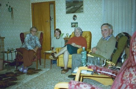 Kingsbury Collection - Early 1982 photos of Hastings and Taupo - Resource cover image