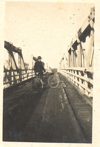 Old Whirokino Bridge, 1930's?