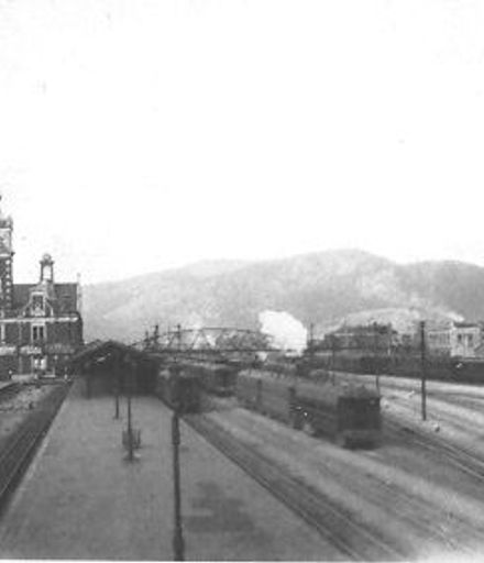 Dunedin Railway Station & yards viewed from over-bridge, February 1928