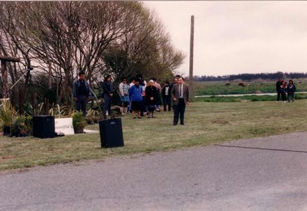Flax walk opening - Keneira Taylor, 1990