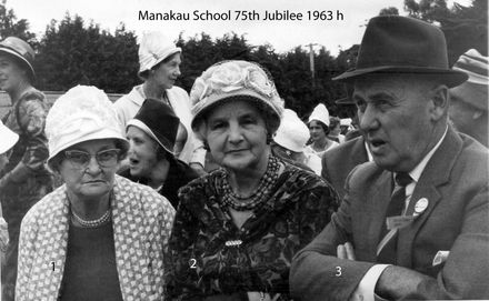 Manakau School 75th Jubilee 1963 h - Resource cover image