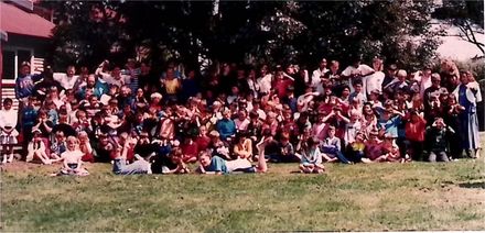 Poroutawhao School WHOLE SCHOOL Photo 1991 - Resource cover image