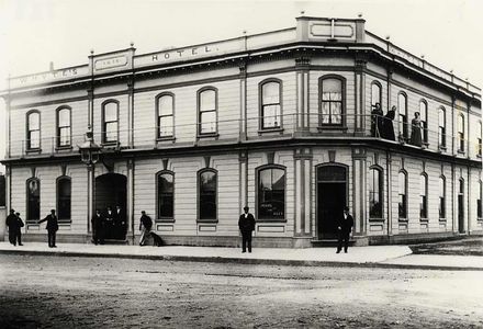 Whytes Hotel, Foxton
