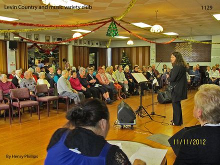 1129  Levin Country and music variety club - Resource cover image