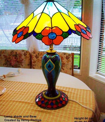 Peacock stained glass table lamp