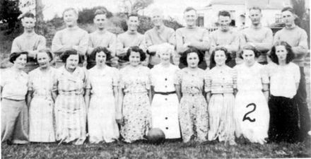 Foxton Basketball Teams in the forties