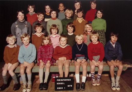 Poroutawhao School Standards 1-2 Class Photo 1978 - Resource cover image