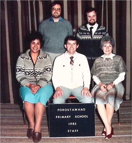 Poroutawhao School Staff Photo 1983 - Resource cover image