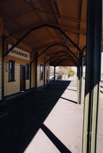 Shannon Railway Station