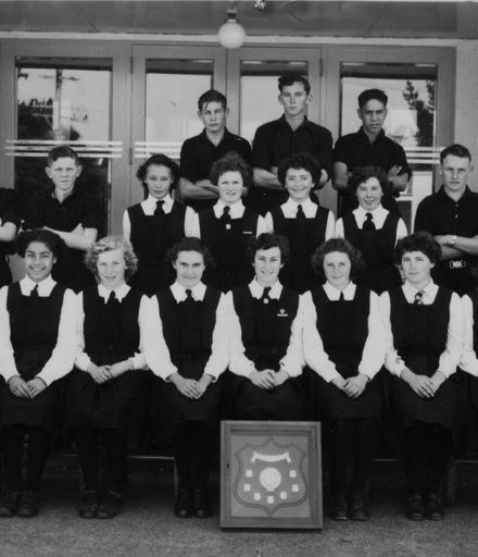 Foxton School, Thompson Shield Athletic Team, 1952