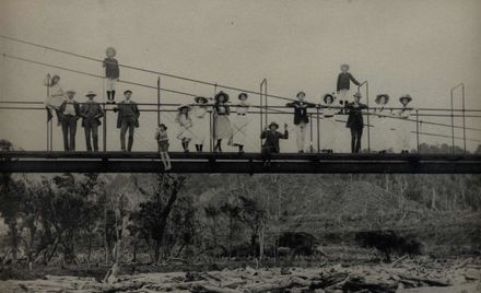 Adkin and Herd Families at the Pipe Bridge