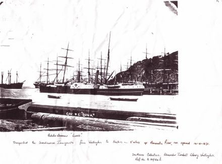 Paddle Steamer "Luna"