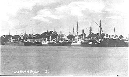 Steamships at the Port of Foxton