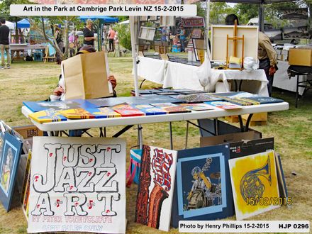 HJP 0296 Art in the Park at Cambridge Park Levin NZ 15-2-2015 - Resource cover image