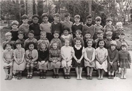 Poroutawhao School Junior Class Photo 1956 - Resource cover image