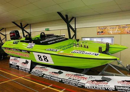 Offshore Racing Powerboat - Resource cover image