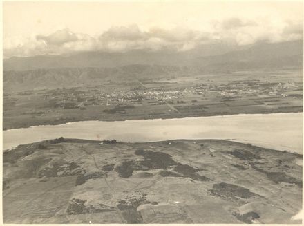 Aerial view across Lake Horowhenua to Levin, 1929 ?