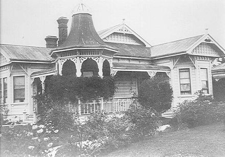 51 Bath Street, Levin, 1942