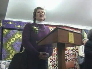 Introductory speaker to Quilters exhibition 2006. - Resource cover image