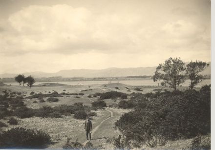 Roderick McDonald on Rau-matangi Track (1926-28 ?) - Resource cover image