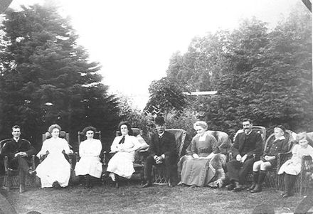 W.G. Adkin & Family, 1911