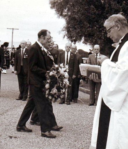 Wreath laying ceremony at Shannon Cenotaph, Anzac Day mid 1970's
