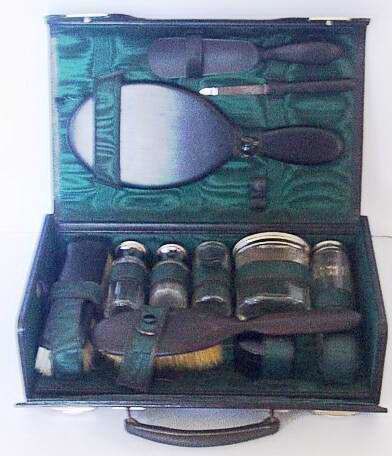 Dressing case