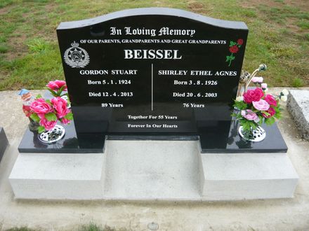 The Headstone of Gordon Stuart Beissel and Shirley Ethel Agnes Beissel (nee Treen)