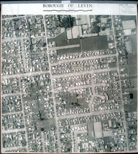 Aerial survey photograph (Levin)