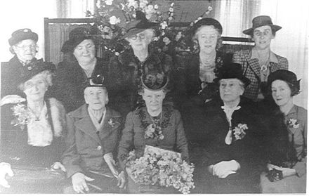 Miss Bowen & group of women