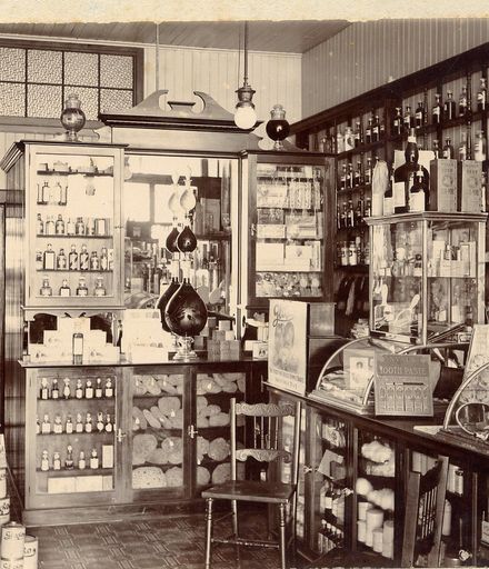 C. S. Keedwell, Chemist (shop, interior)
