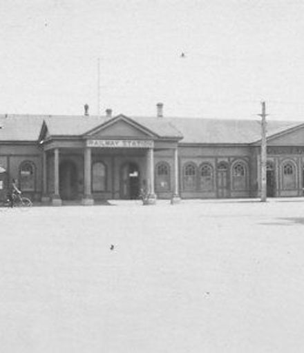 Invercargill railway station main entrance, 1927 or 1928