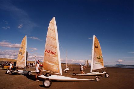Land Yachts at Waitarere Beach